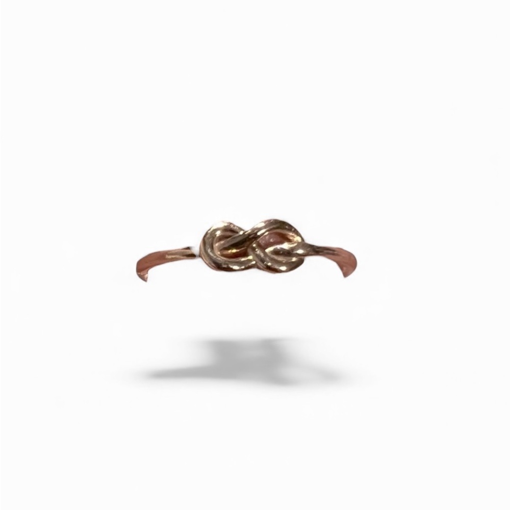 Elegant 14kt solid  Rose Gold  INFINITY Knot Ring size 8 - Picture 3 of 4